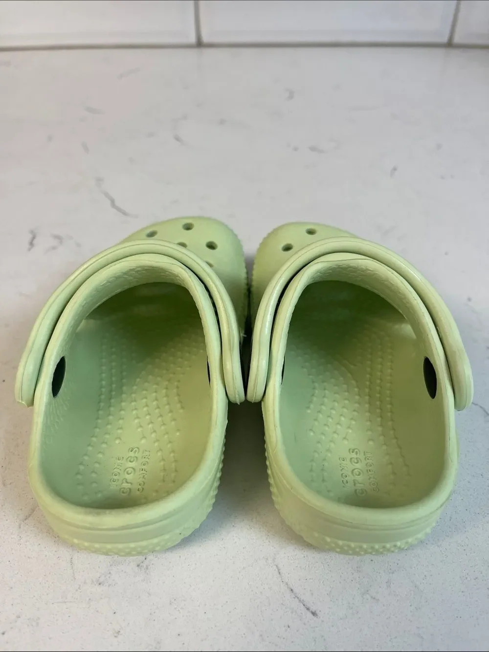 CROCS brand style